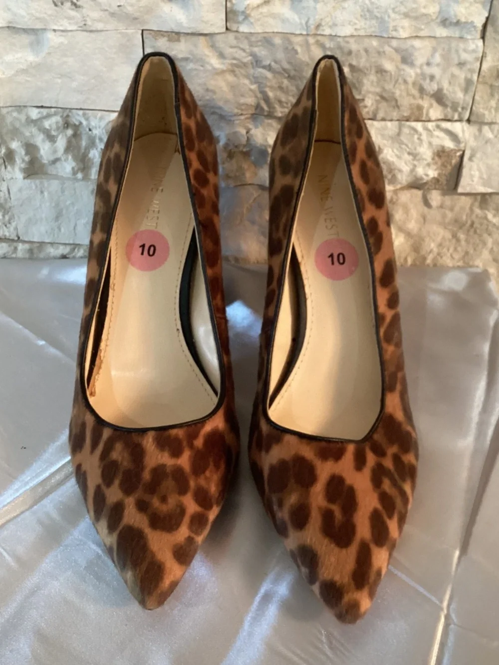 Nine West leopard print block heel pumps (Like New)